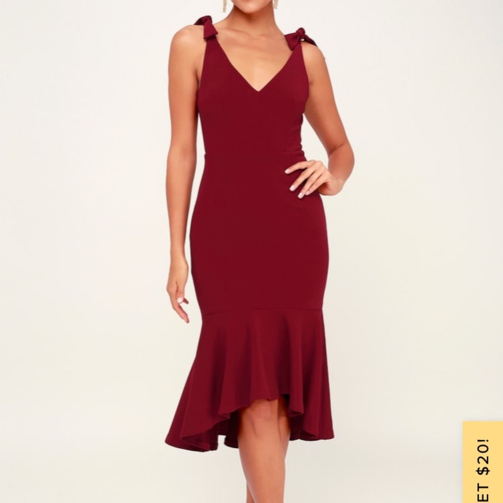 LULU’S Red Trumpet Hem Bodycon Midi Dress